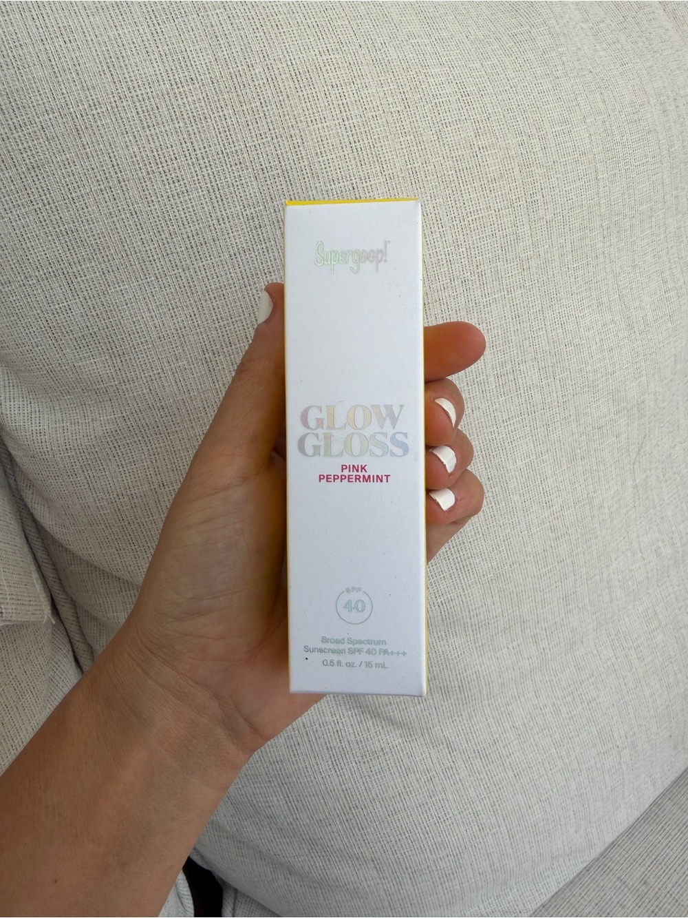 Supergoop Glow Gloss SPF 40 Lip Balm Pink Peppermint - Picture 4 of 4